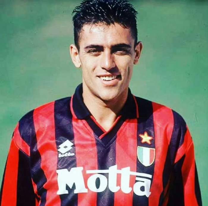 米兰名宿卡波内生日快乐 现任萨索洛青训总监引