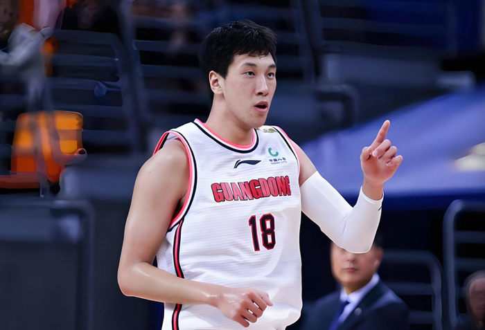 广东残阵逆袭青岛加时赛麦考尔神投定乾坤