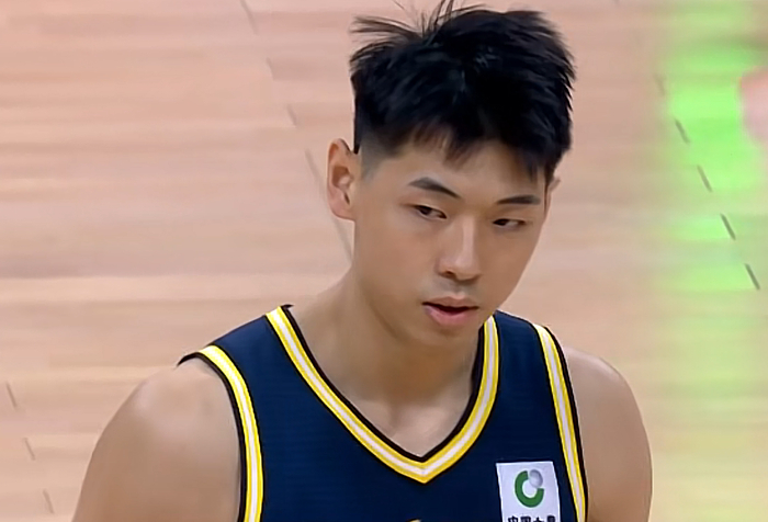 广东残阵逆袭青岛加时赛麦考尔神投定乾坤